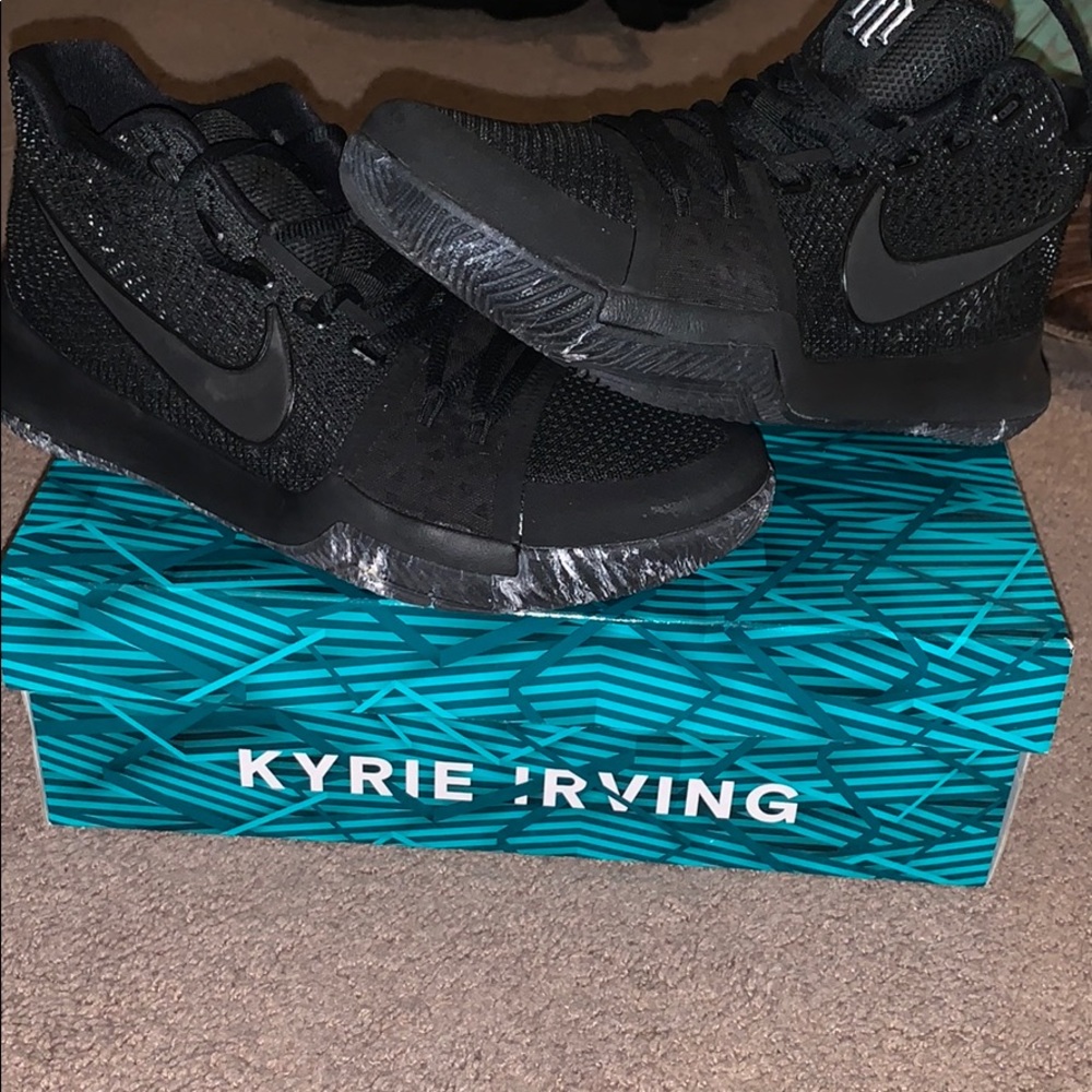 Kyrie 3